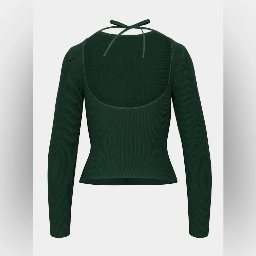 New Aritzia Babaton Sculpt Knit Scouted Longsleeve Tight open-back knit top - Picture 2 of 13